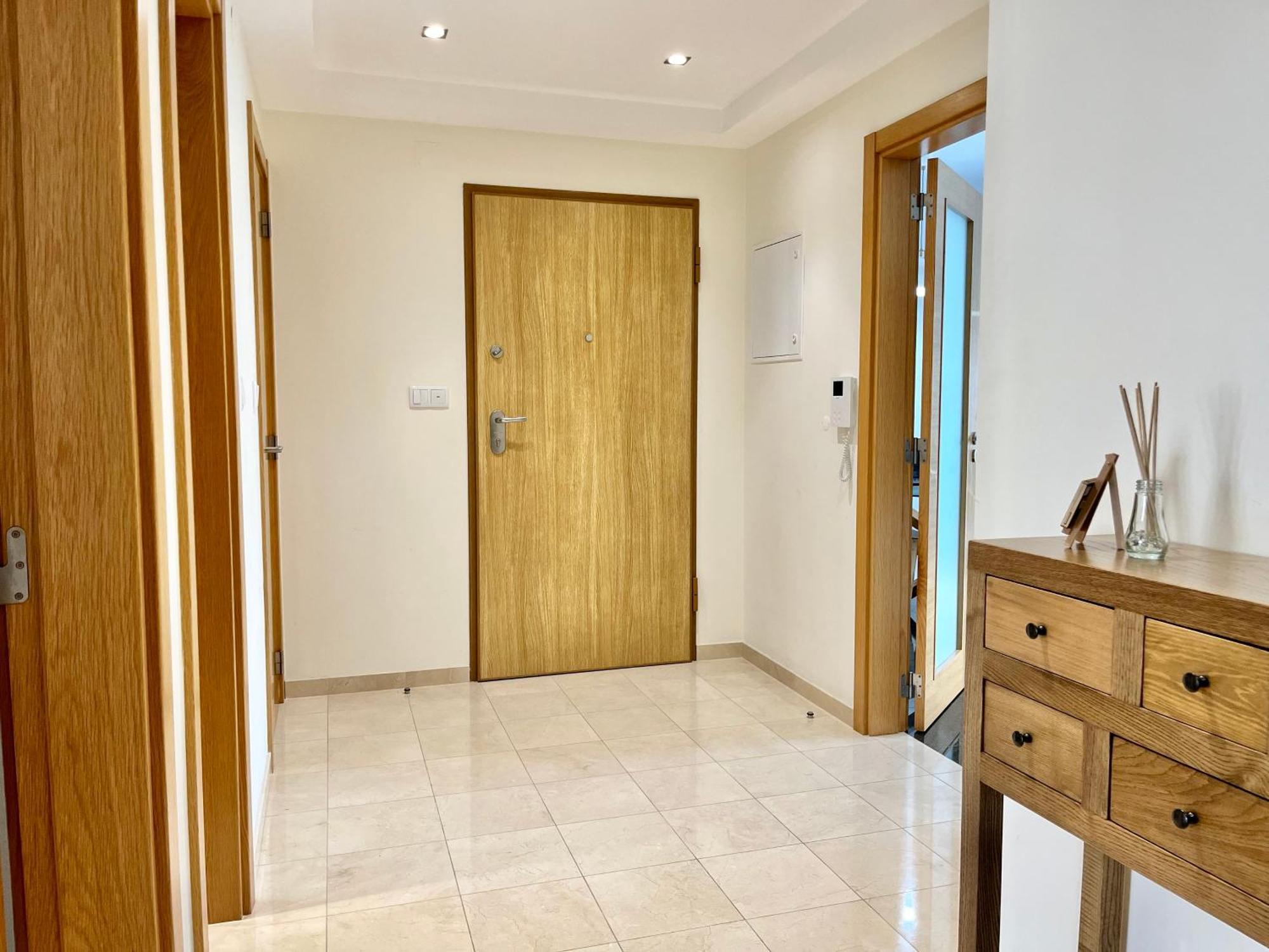 Appartement Modern & Spacious With River View *