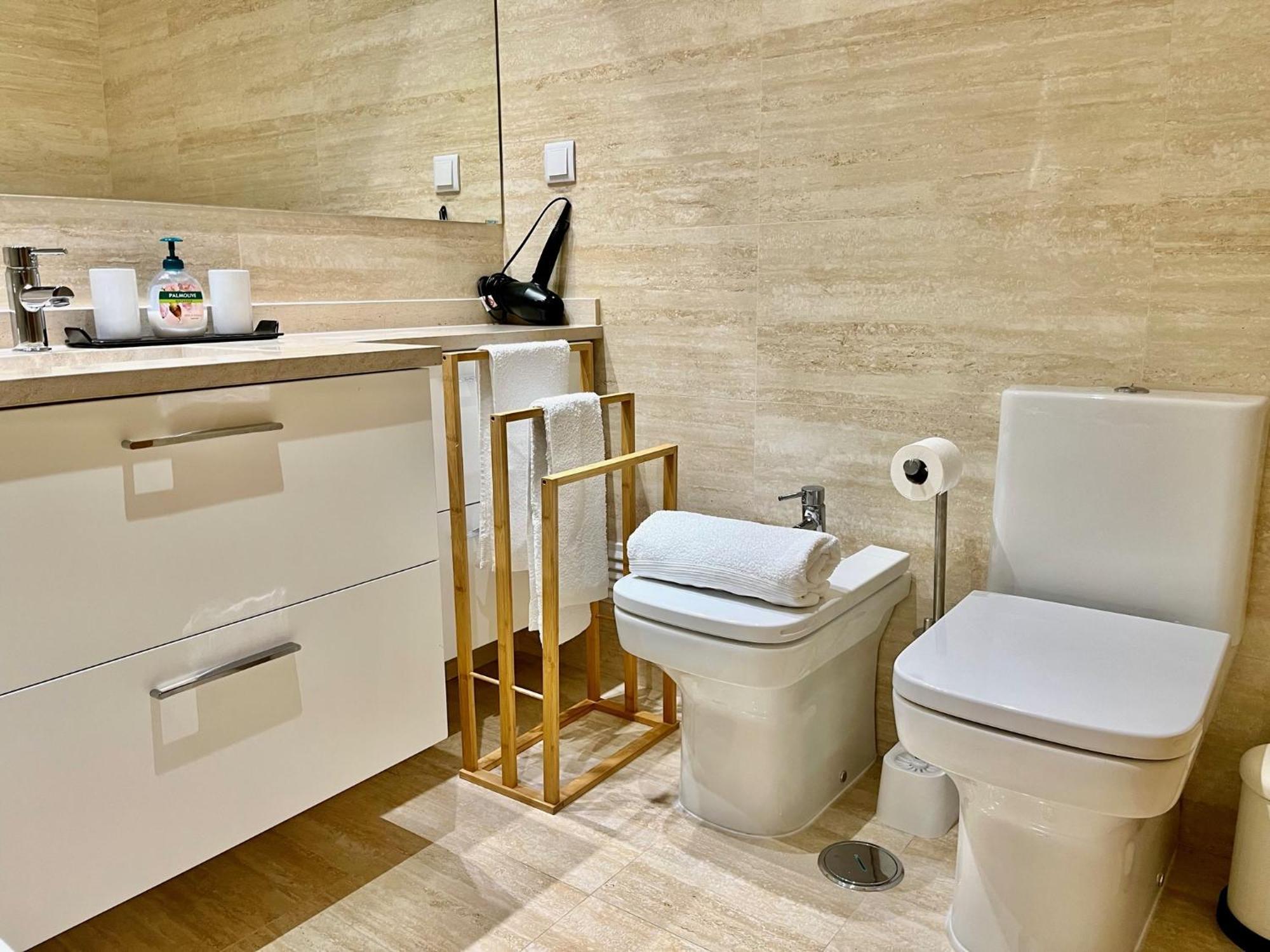 Appartement Modern & Spacious With River View Lisboa